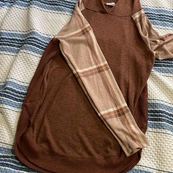 Fall 🍂🍁 pullover - Picture 3 of 7